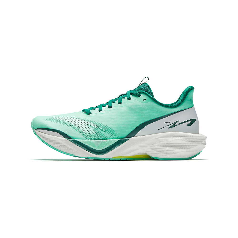 Core Black / Green / White