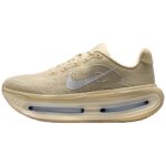Desert Khaki / Light Khaki / Coconut Milk / Reflect Silver