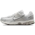 Metallic Silver / Vast Grey / Black