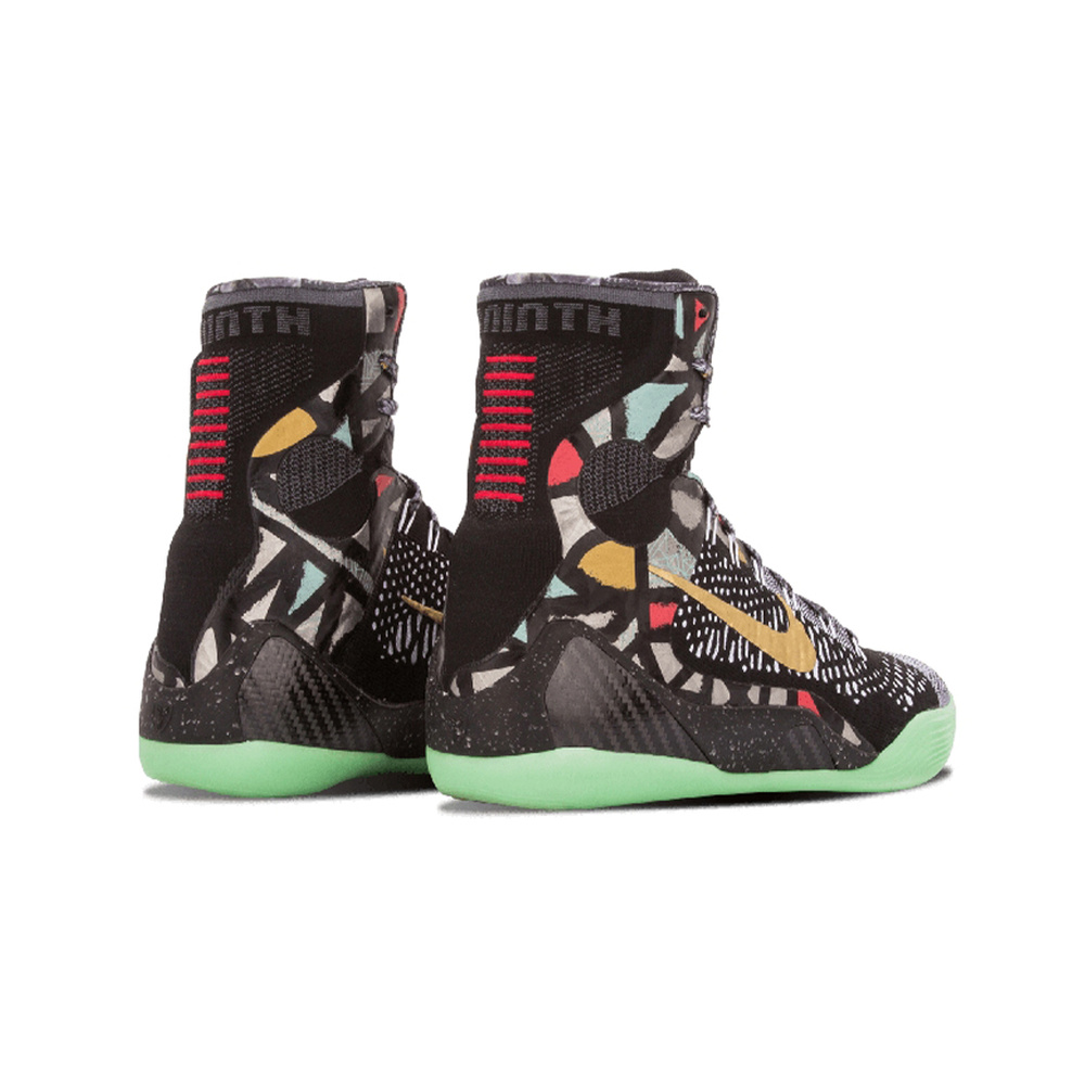 Nike Kobe 9 'Light Smoke Grey / Photon Dust / Hyper Crimson / Chrome' Мужские