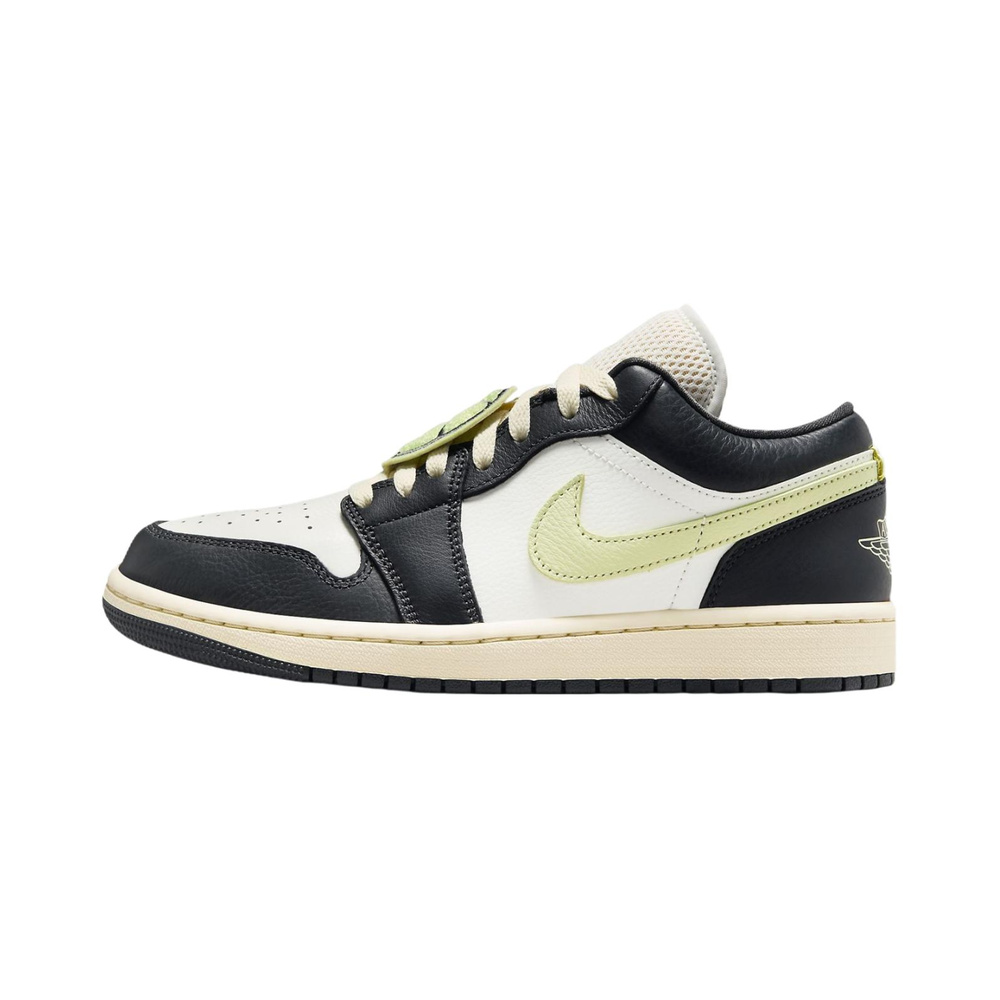 White / Black / Bleached Lilac / Metallic Silver