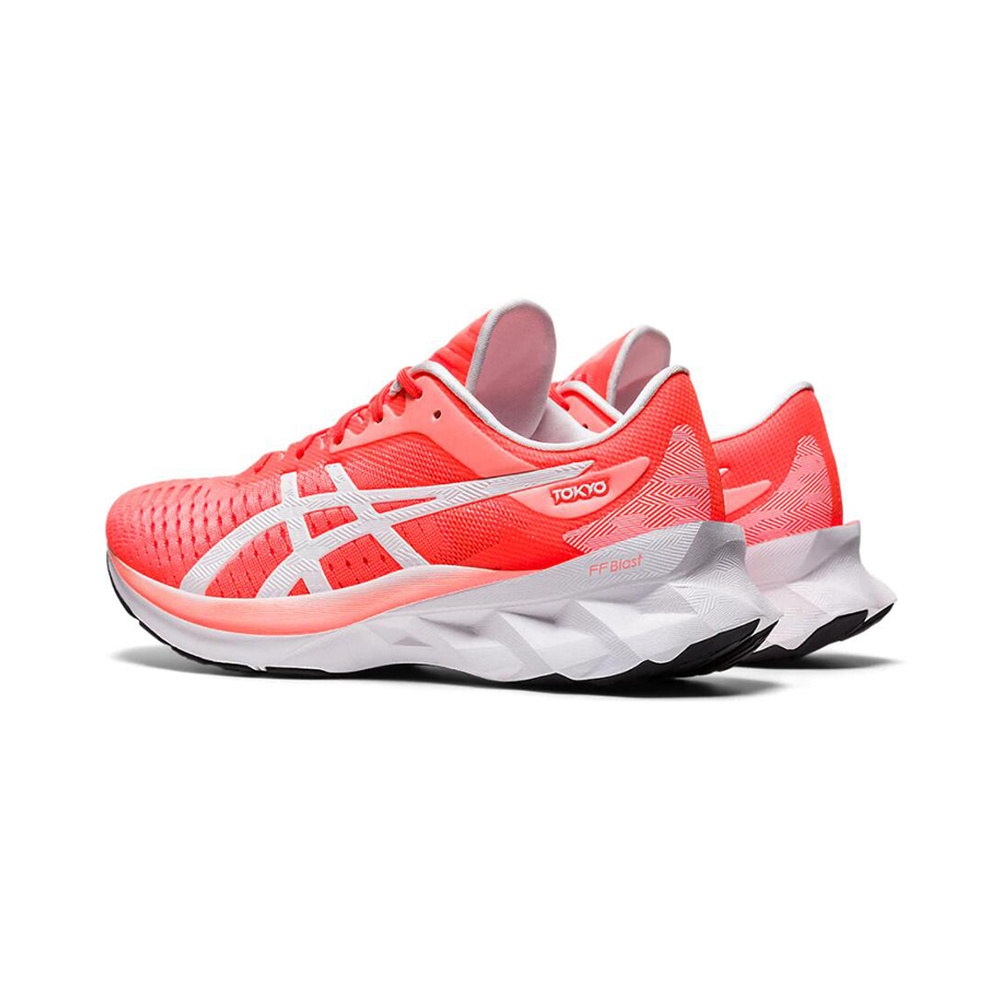 ASICS Novablast 'White Red' Женские