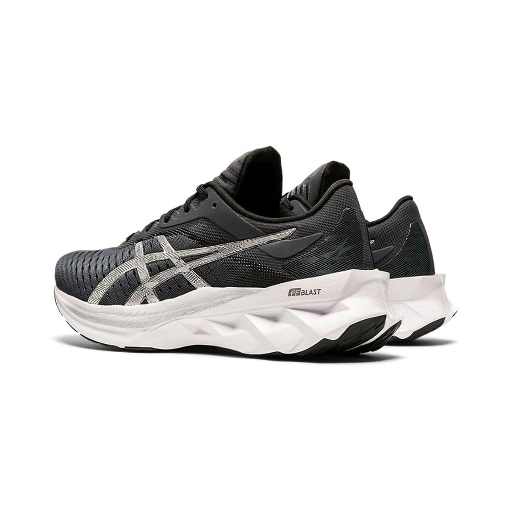 ASICS Novablast 'Black' Женские