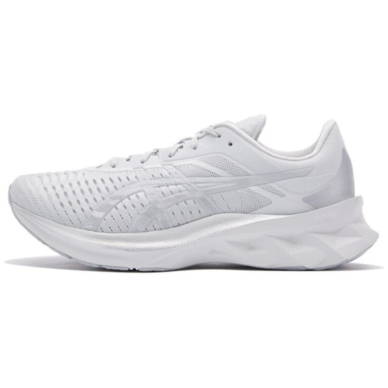 ASICS Novablast 'White' Мужские