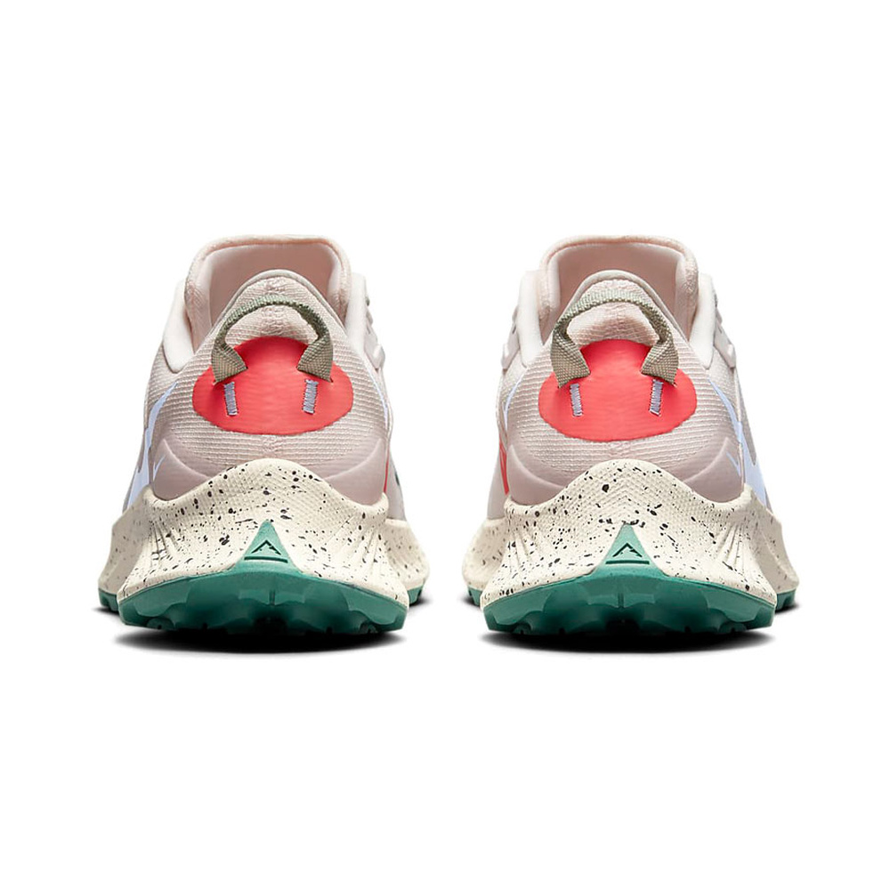 Nike Pegasus Trail 'White / Grain / Metallic Gold Grain / Black' Женские