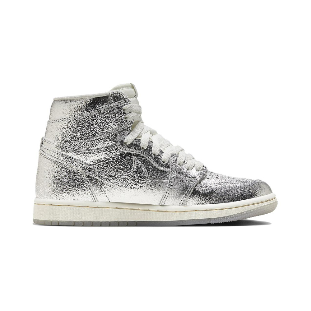 Air Jordan 1 'Dark Smoke Grey / White / Football Grey / Aluminum' Женские
