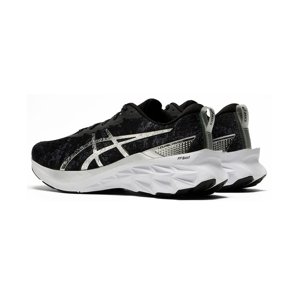ASICS Novablast 'Black' Мужские