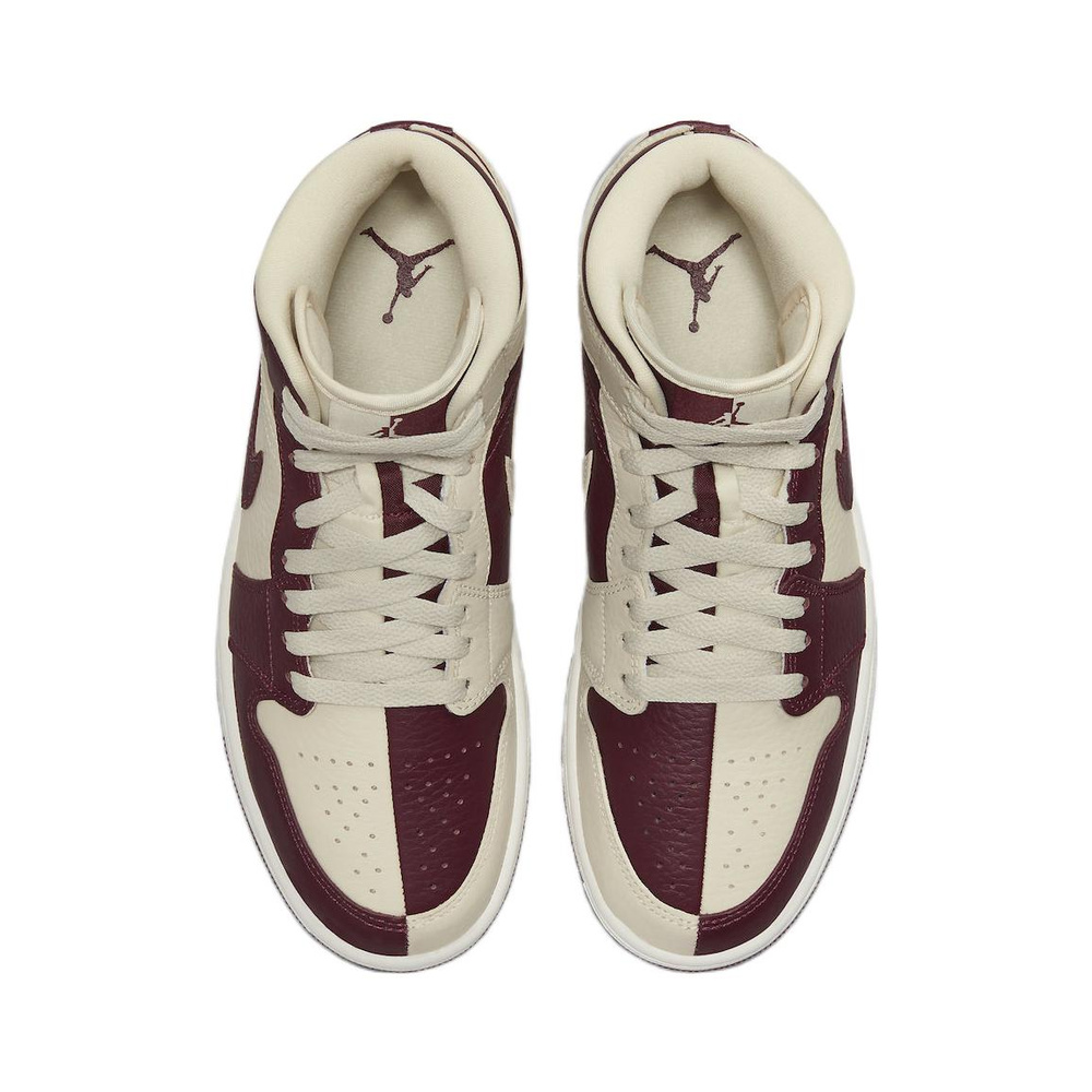 Air Jordan 1 Mid 'Off White / White / Black / University Red' Женские