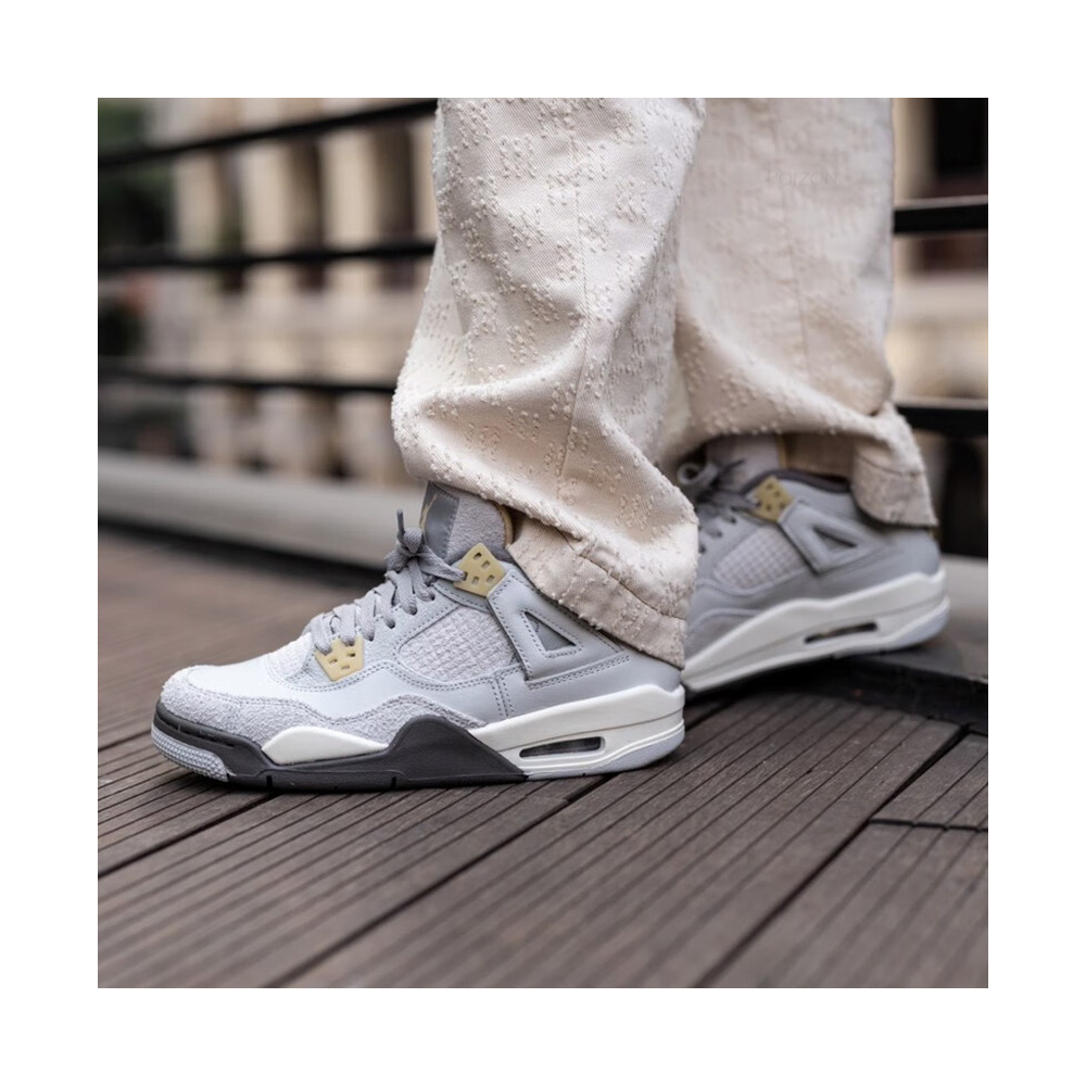 Air Jordan 4 'White / Black / Bleached Lilac / Metallic Silver' Унисекс