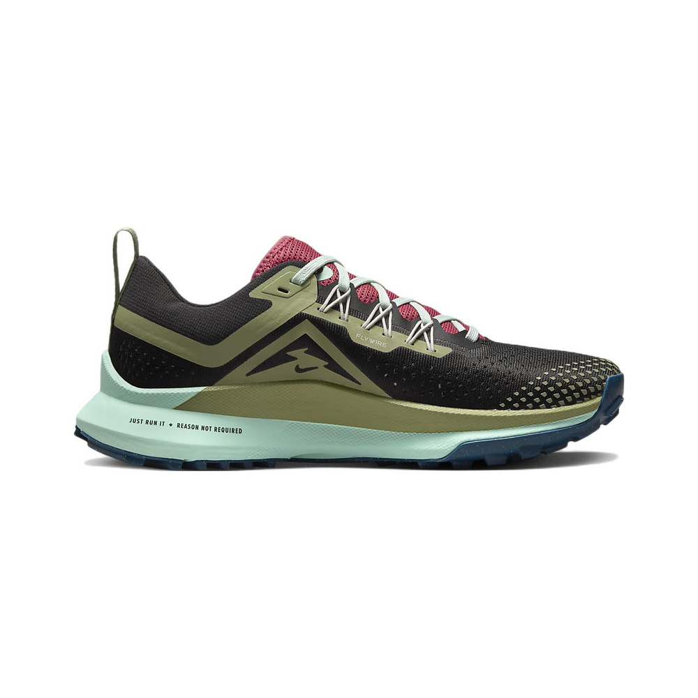 Nike Pegasus Trail 'Black / Dark Smoke Grey' Женские