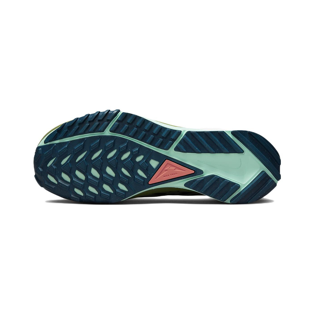 Nike Pegasus Trail 'Black / Dark Smoke Grey' Женские