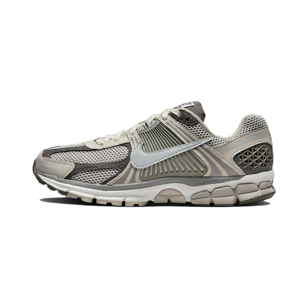 Black / Cool Grey / Metallic Dark Grey / White
