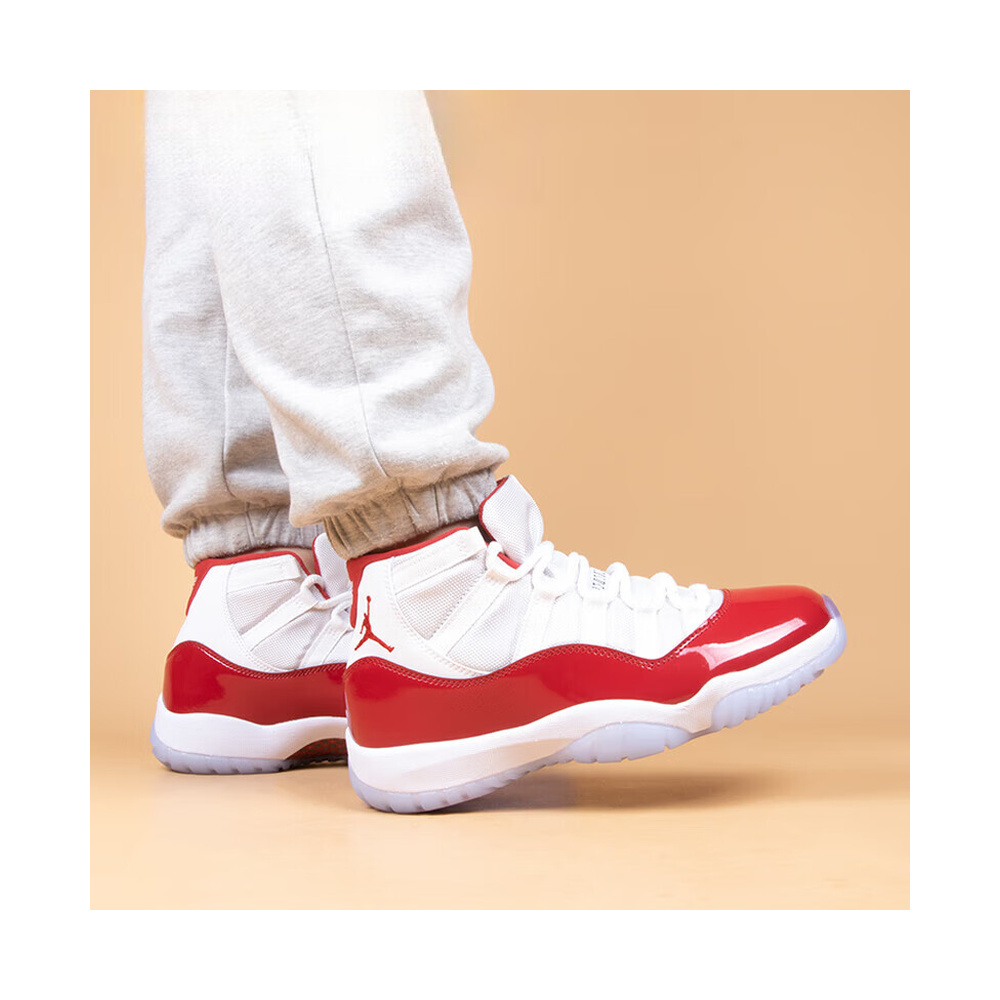Air Jordan 11 'White / Light Smoke Grey' Унисекс
