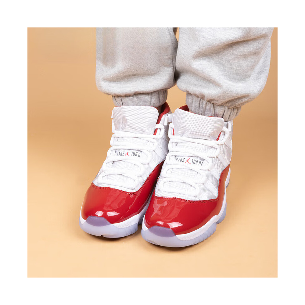 Air Jordan 11 'White / Light Smoke Grey' Унисекс