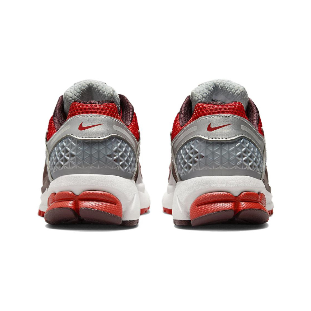 Nike Zoom Vomero 5 'Metallic Silver / Sail / Black / Metallic Silver' Женские