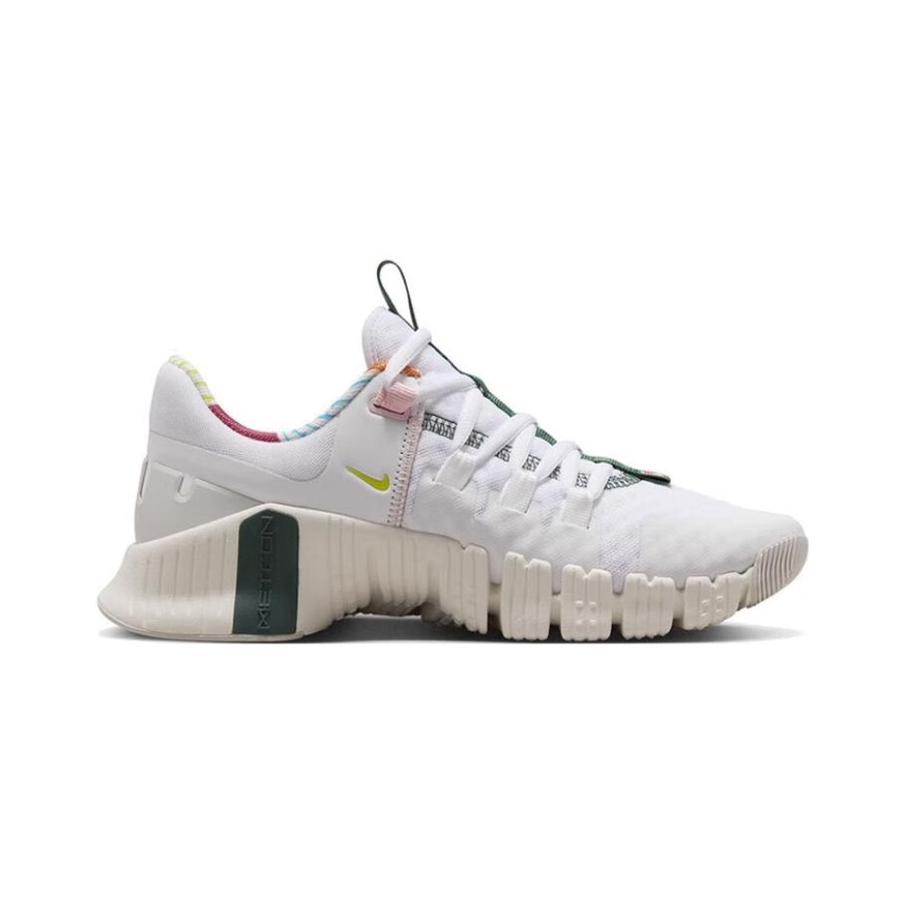 Nike Free Metcon 5 'Summit White / White / Photon Dust / Metallic Silver' Женские