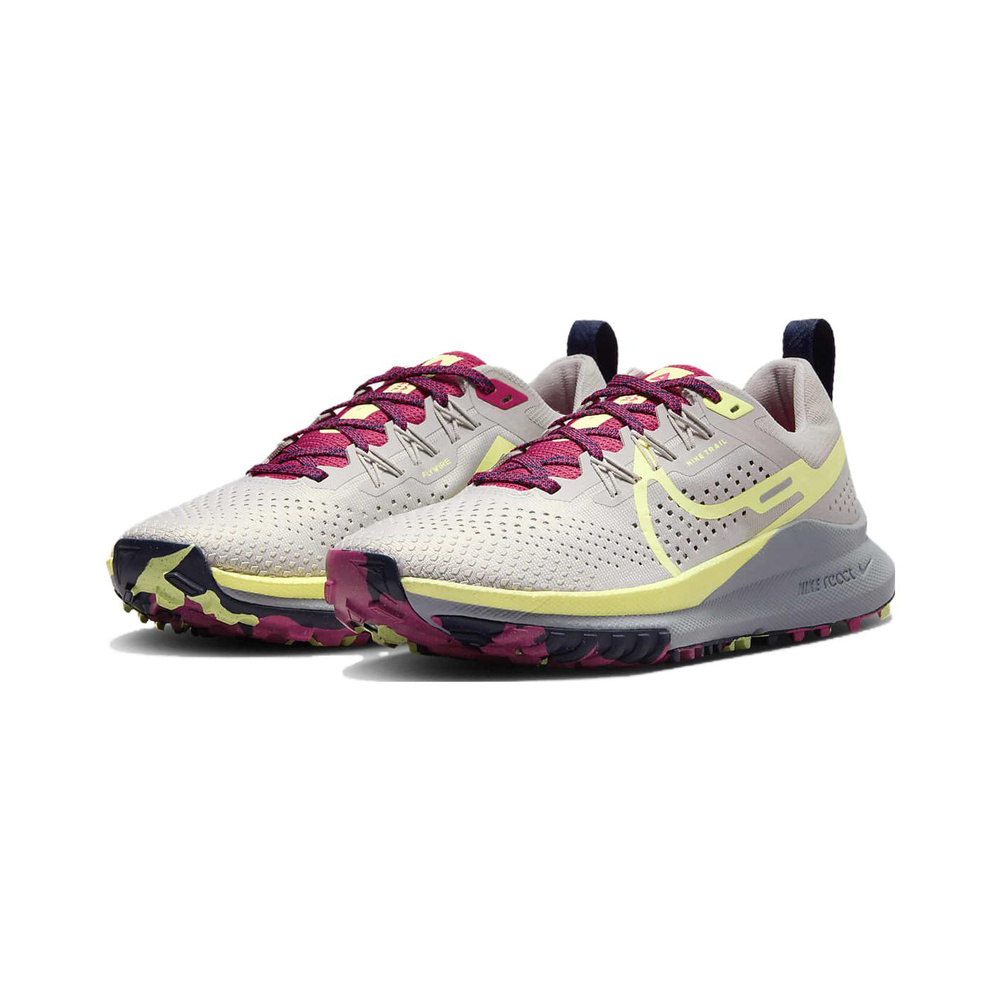 Nike Pegasus Trail 'Black / Dark Smoke Grey / White' Женские