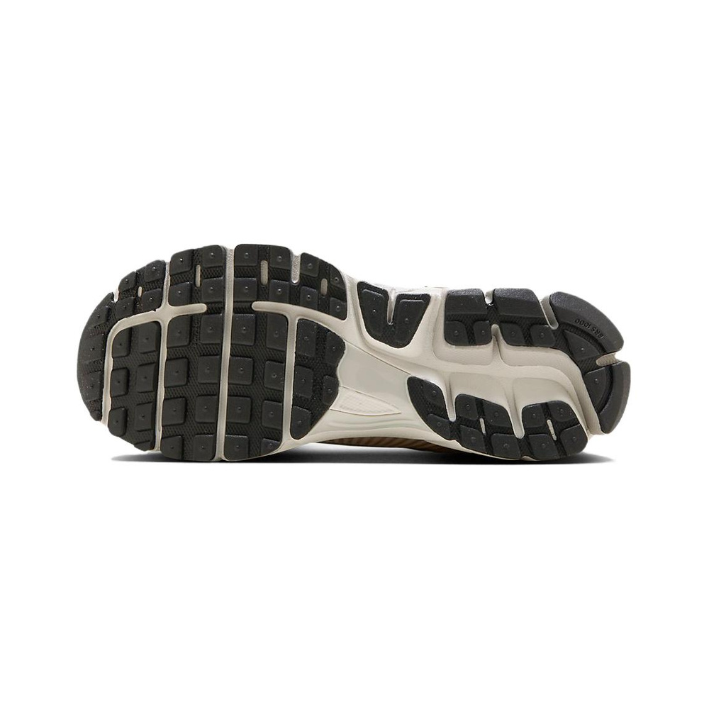 Nike Zoom Vomero 5 'Black / Pinksicle / Gum Medium Brown / Sweet Beet' Женские