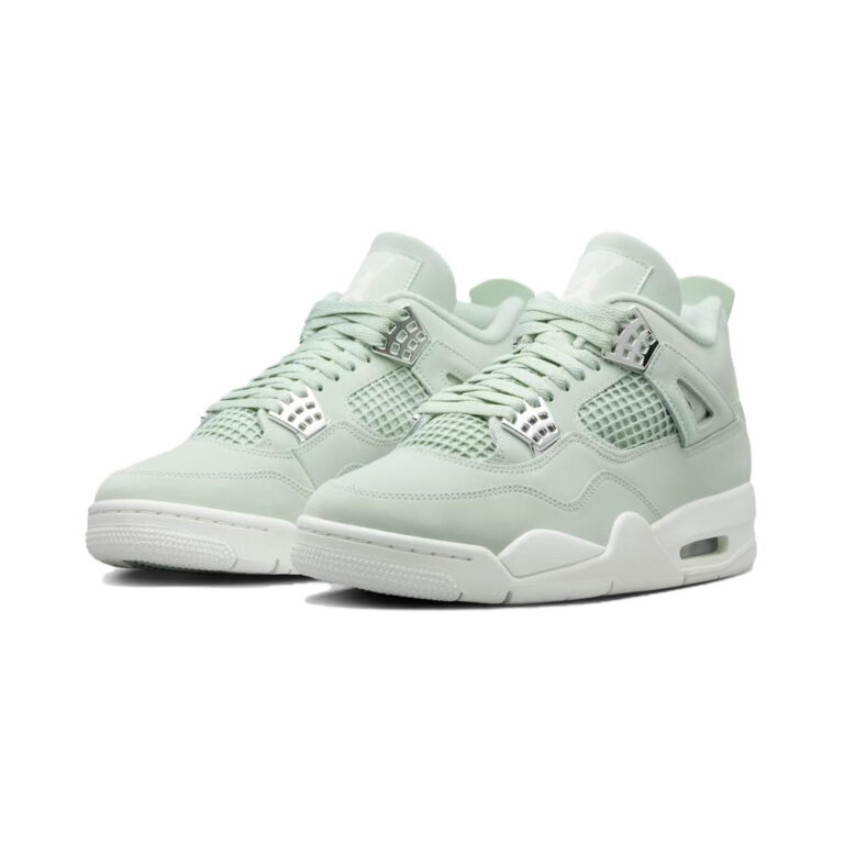 Air Jordan 4 'Black / Photon Dust / Volt Ice / Metallic Silver' Женские