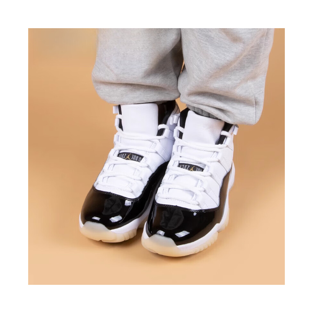 Air Jordan 11 'Pure Platinum / Mineral Slate' Унисекс