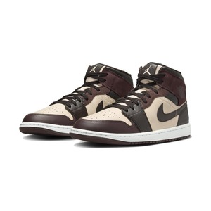 Light Orewood Brown / Gum Yellow / Sail