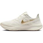 Phantom / White / Gum Light Brown / Metallic Gold