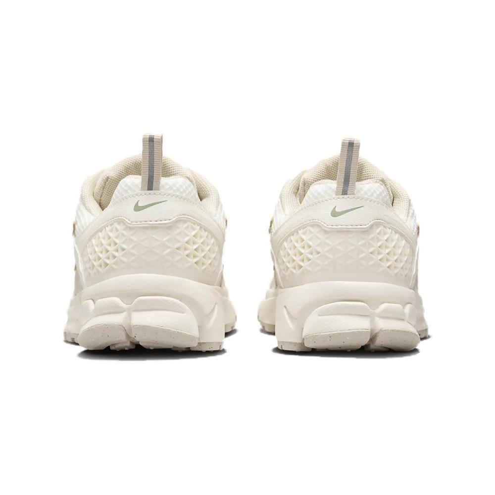 Nike Zoom Vomero 5 'White / Summit White / Black' Детские