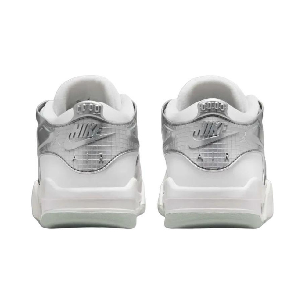 Air Jordan 4 'White / Photon Dust / Metallic Silver / Black' Женские