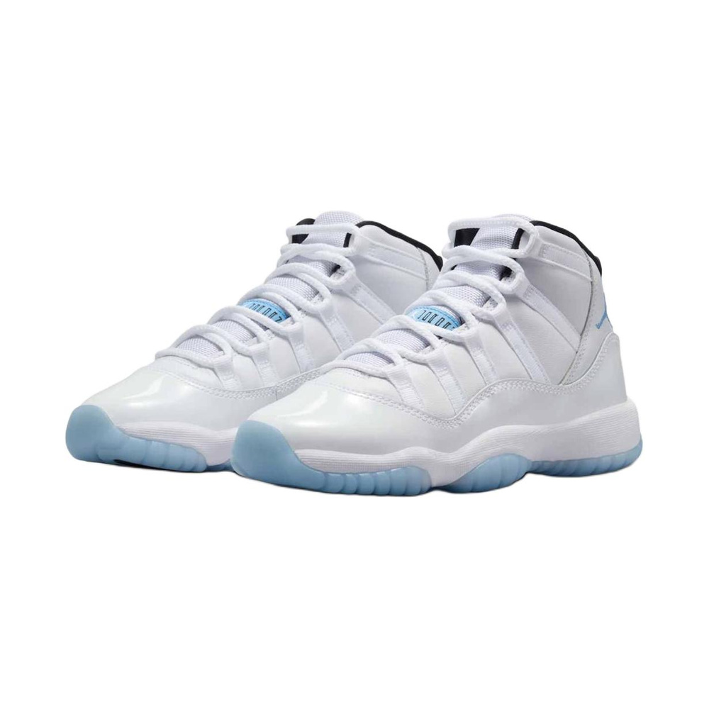Sail / White / Chalk