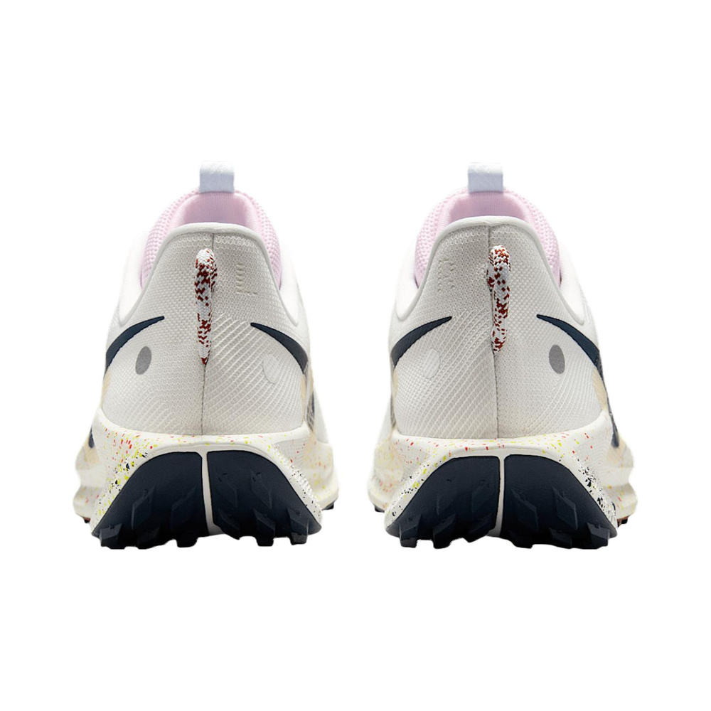 Nike Pegasus Trail 5 'Dark Smoke Grey / White / Football Grey / Aluminum' Мужские
