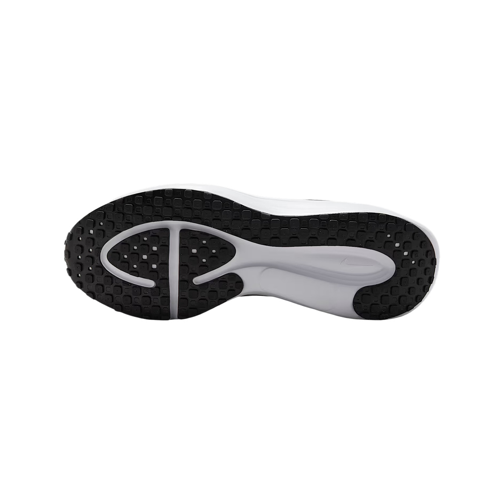 Nike Revolution 8 'Black / White' Мужские