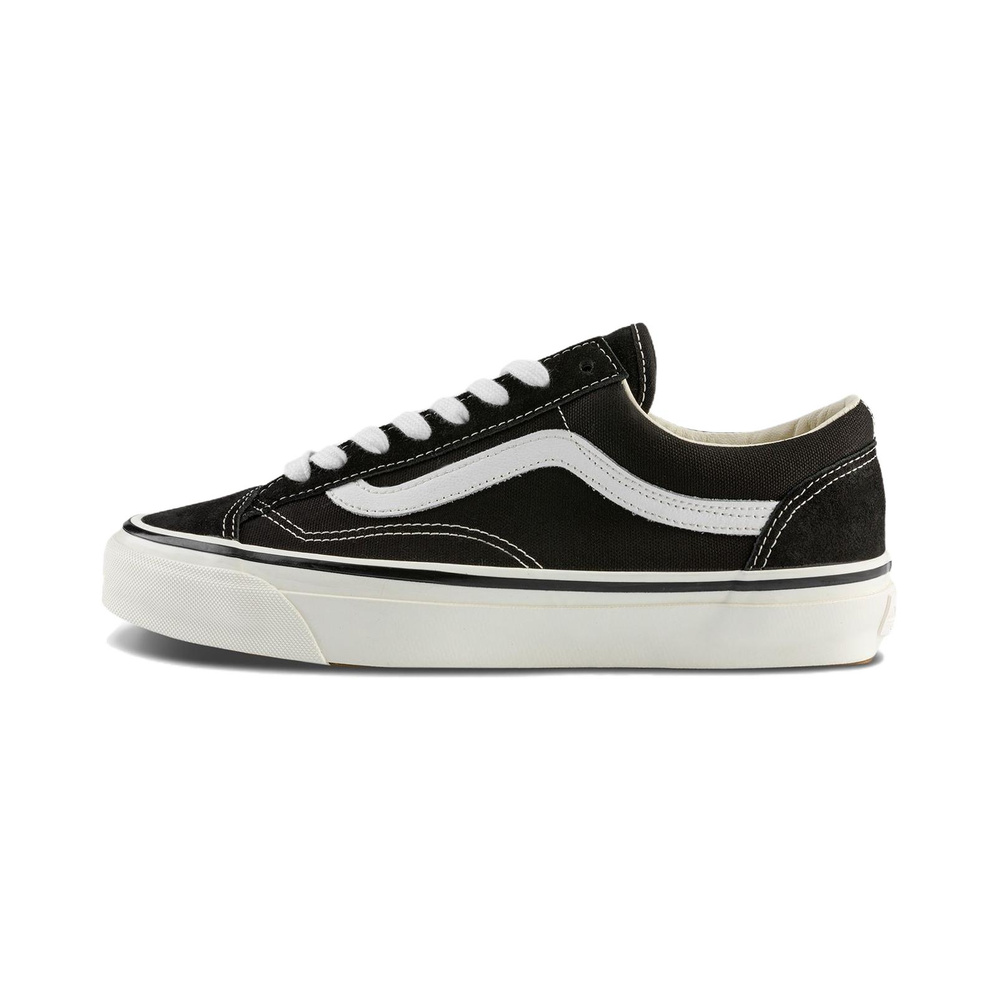 Black / Iron Grey / Metallic Silver / Black