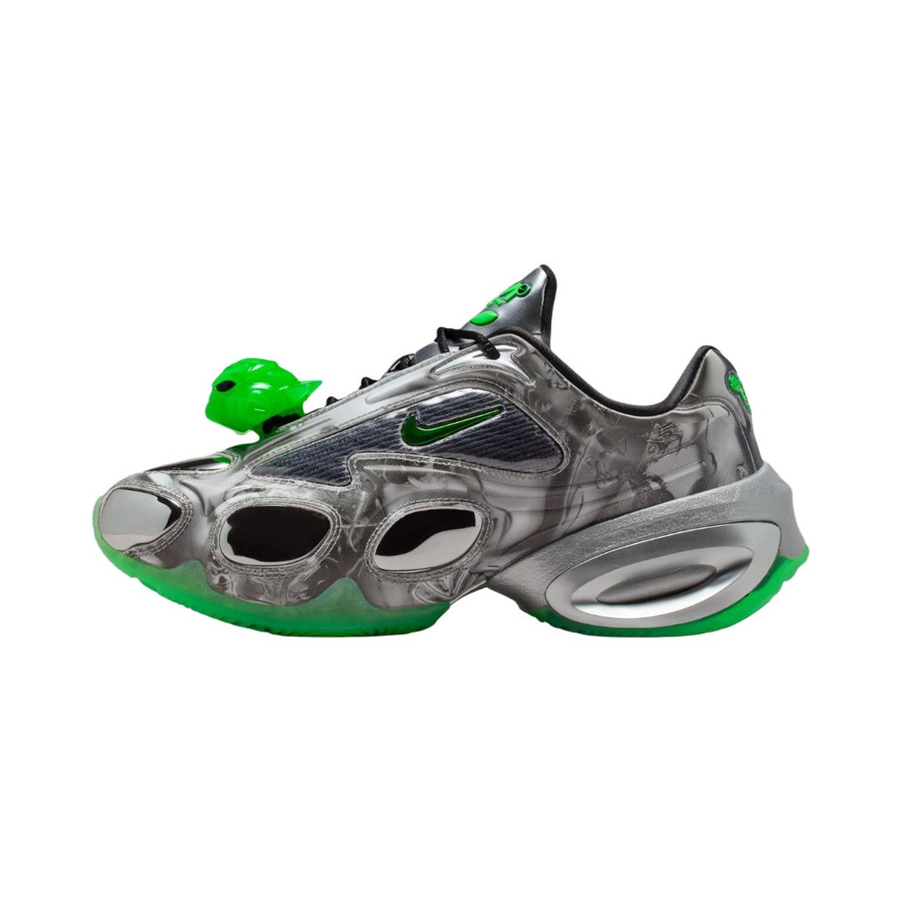 Light Smoke Grey / Photon Dust / Hyper Crimson / Chrome