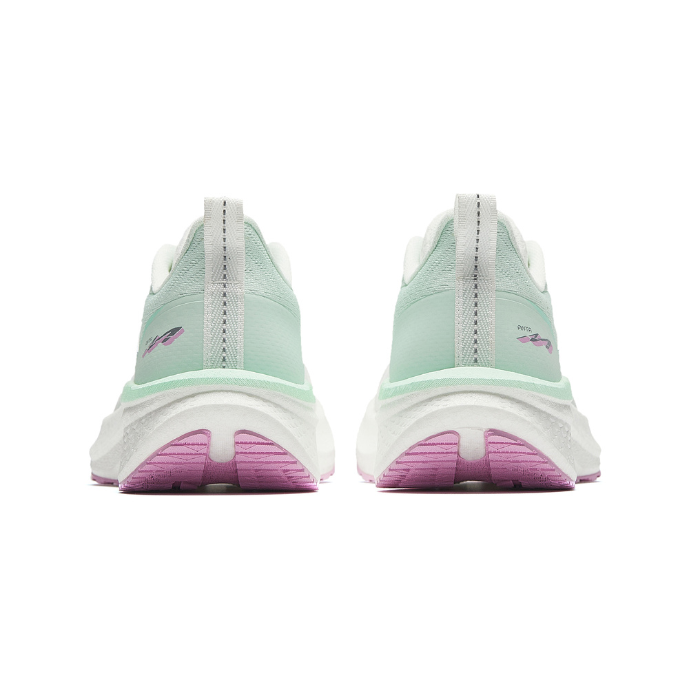 Hoka Mach 6 'White / Light Cloud Green' Женские