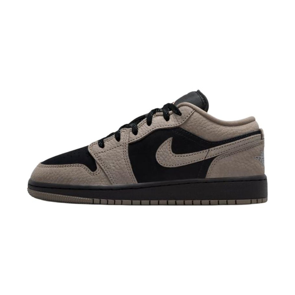 Black / Dark Smoke Grey