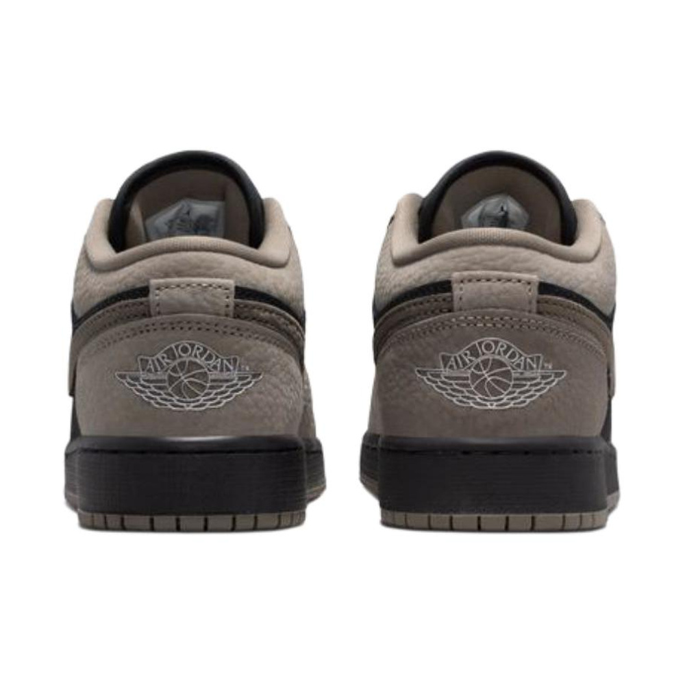 Air Jordan 1 'Black / Dark Smoke Grey' Унисекс