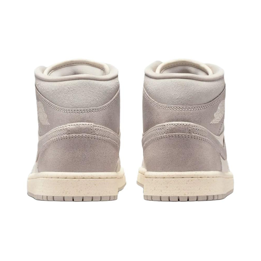 Air Jordan Air Jordan 1 'Light Iron Ore / Pale Ivory / Oatmeal / Enigma Stone' Женские