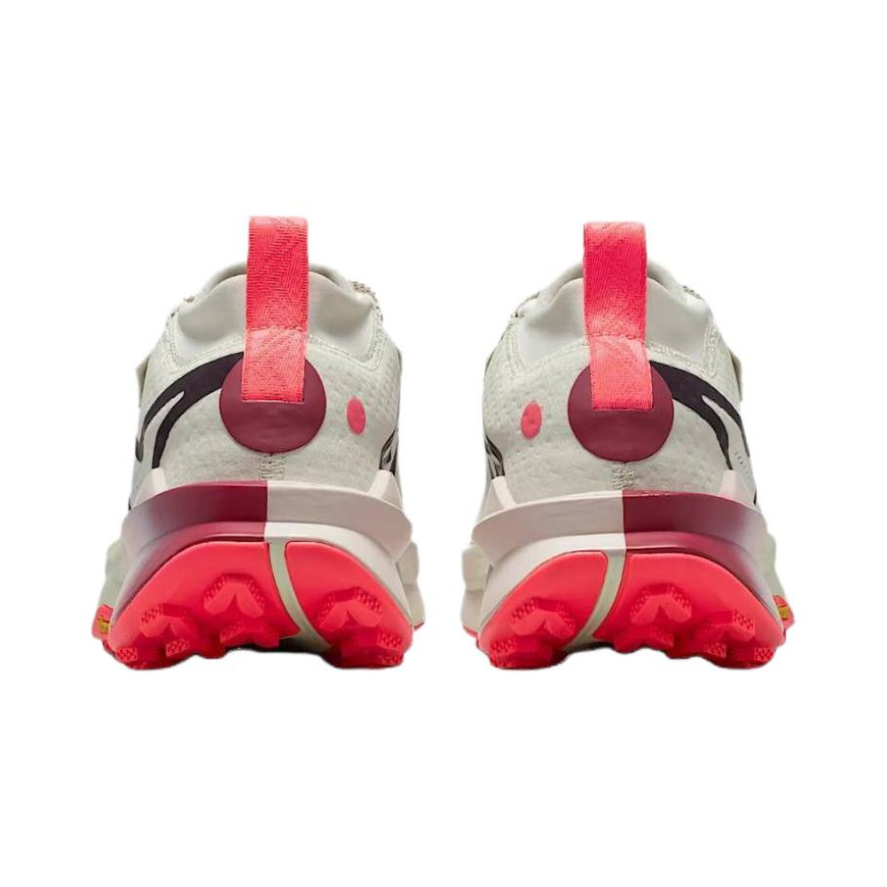 Nike Zegama 2 'Light Grey Green Red' Женские