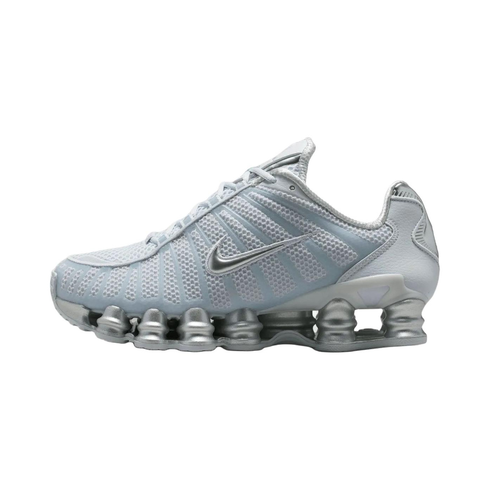 Pure Platinum / Metallic Silver