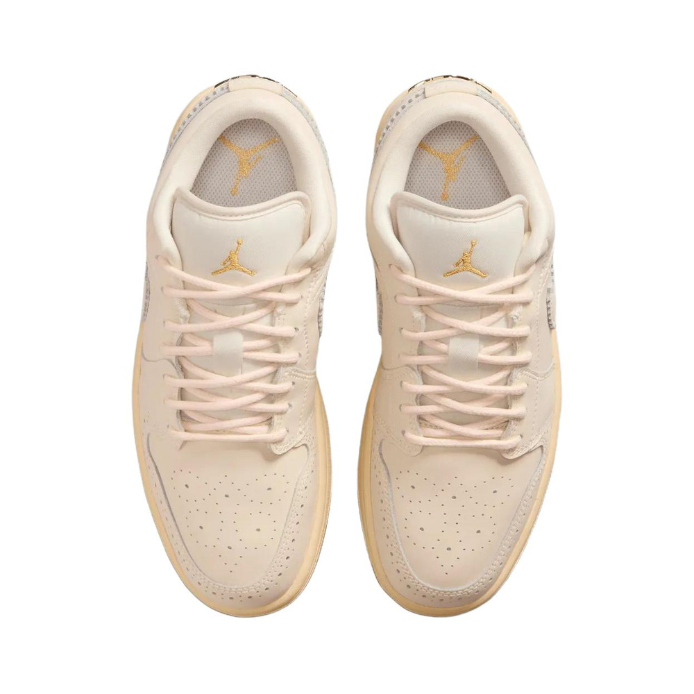 Air Jordan 1 'Chalk / Metallic Gold / Pearl White / Chalk' Женские