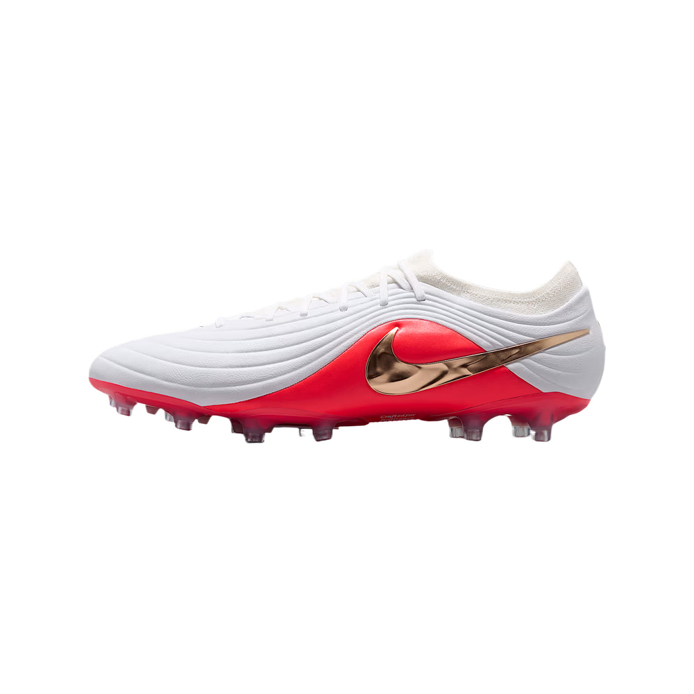 White / Bright Crimson / Blur