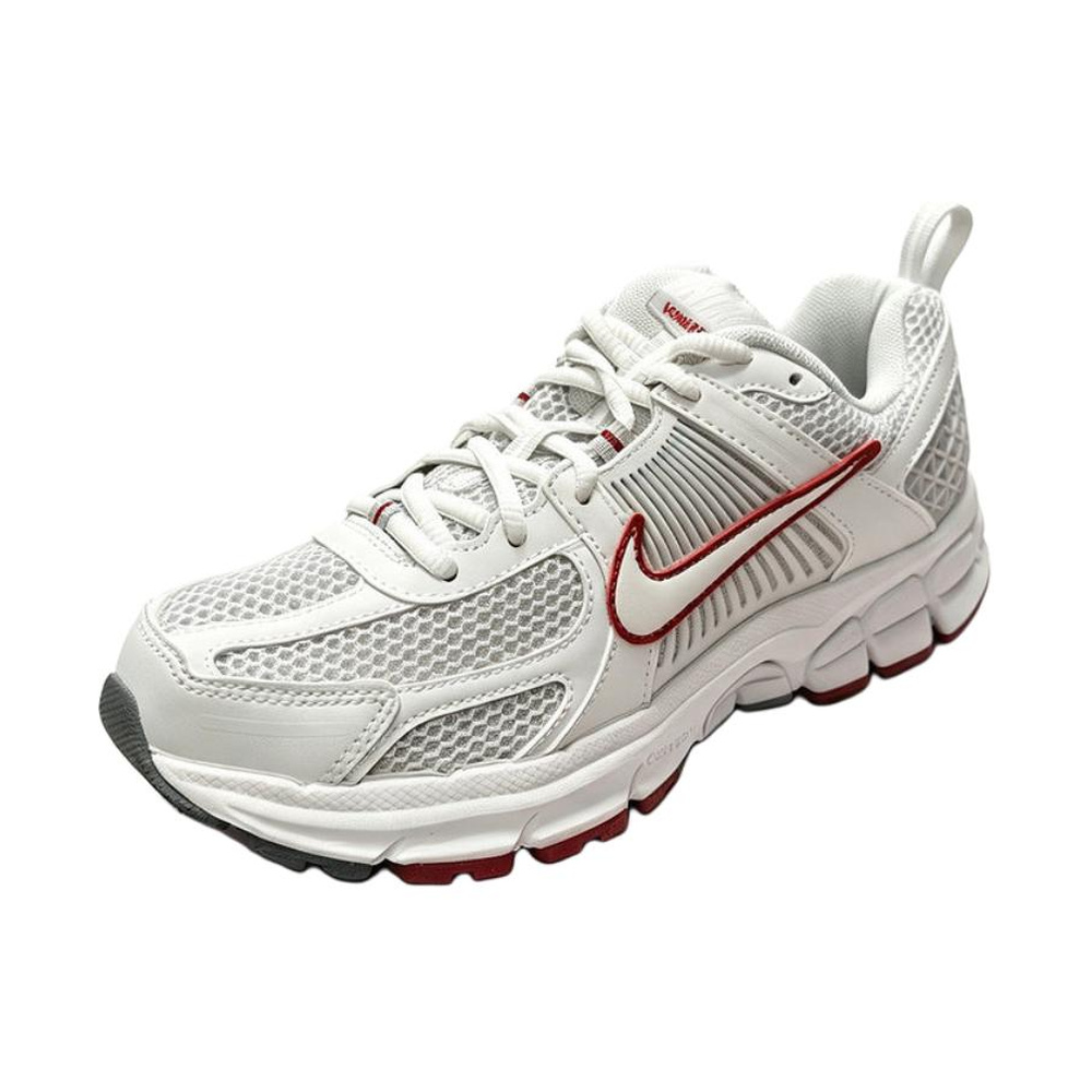 Nike Vomero 'Photon Dust / Pink Foam / Medium Soft Pink / Metallic Silver' Унисекс