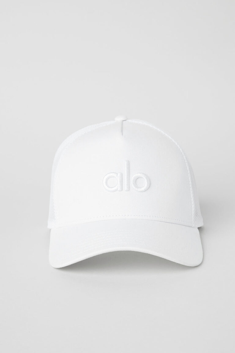 Кепка Alo Yoga District Trucker Hat «White» Унисекс