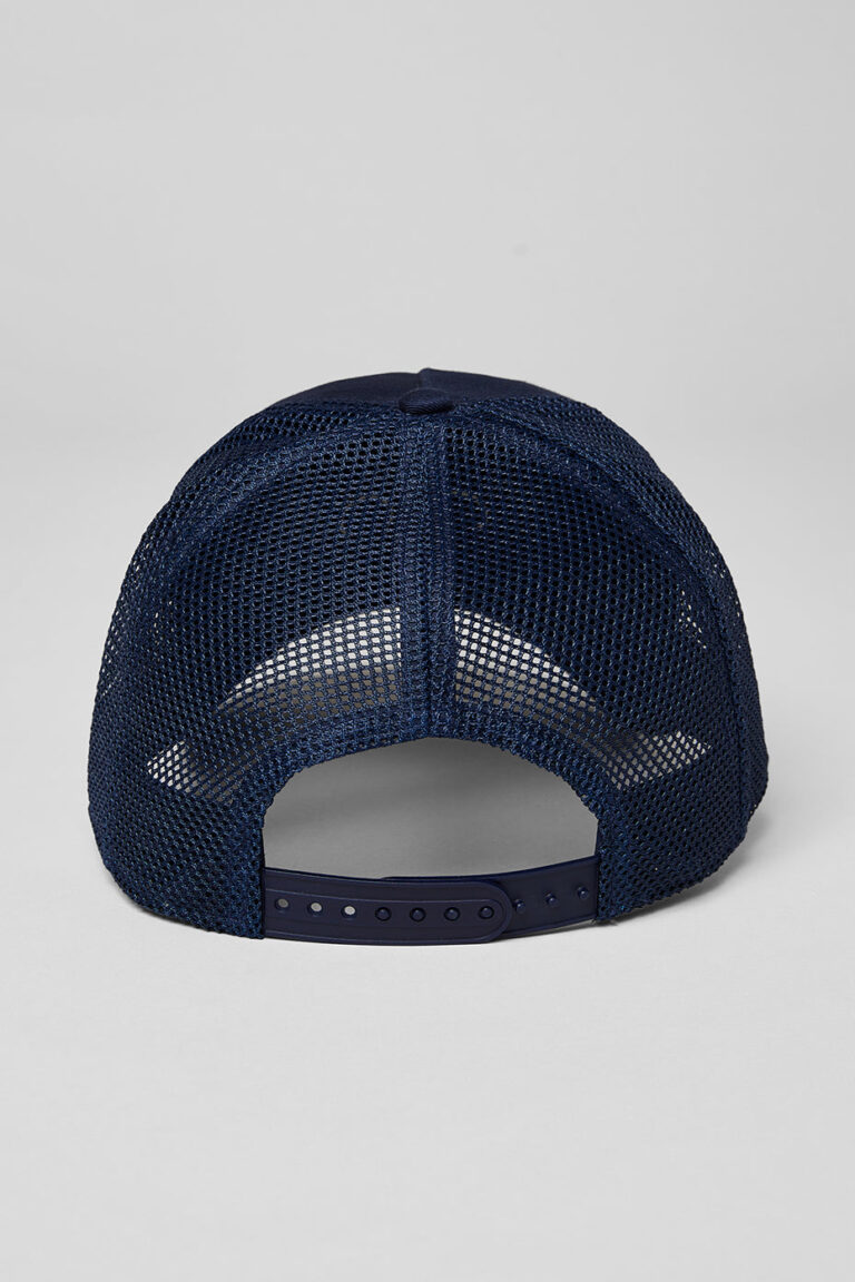 Кепка Alo Yoga District Trucker Hat «Navy» Унисекс