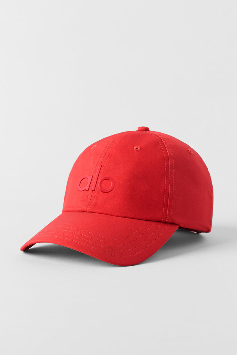 Кепка Alo Yoga Performance Off-Duty Cap «Bright Red» Унисекс