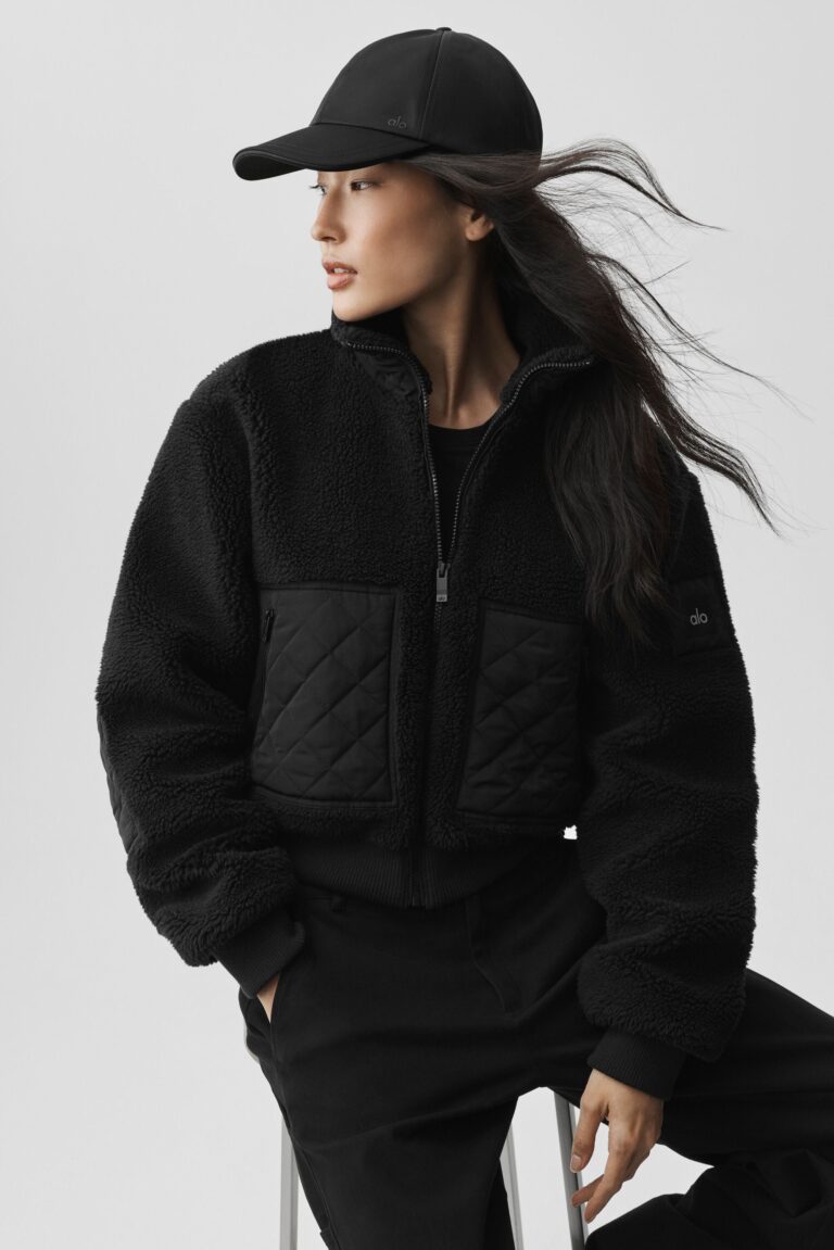 Кепка Alo Yoga Satin Off-Duty Cap «Black» Унисекс