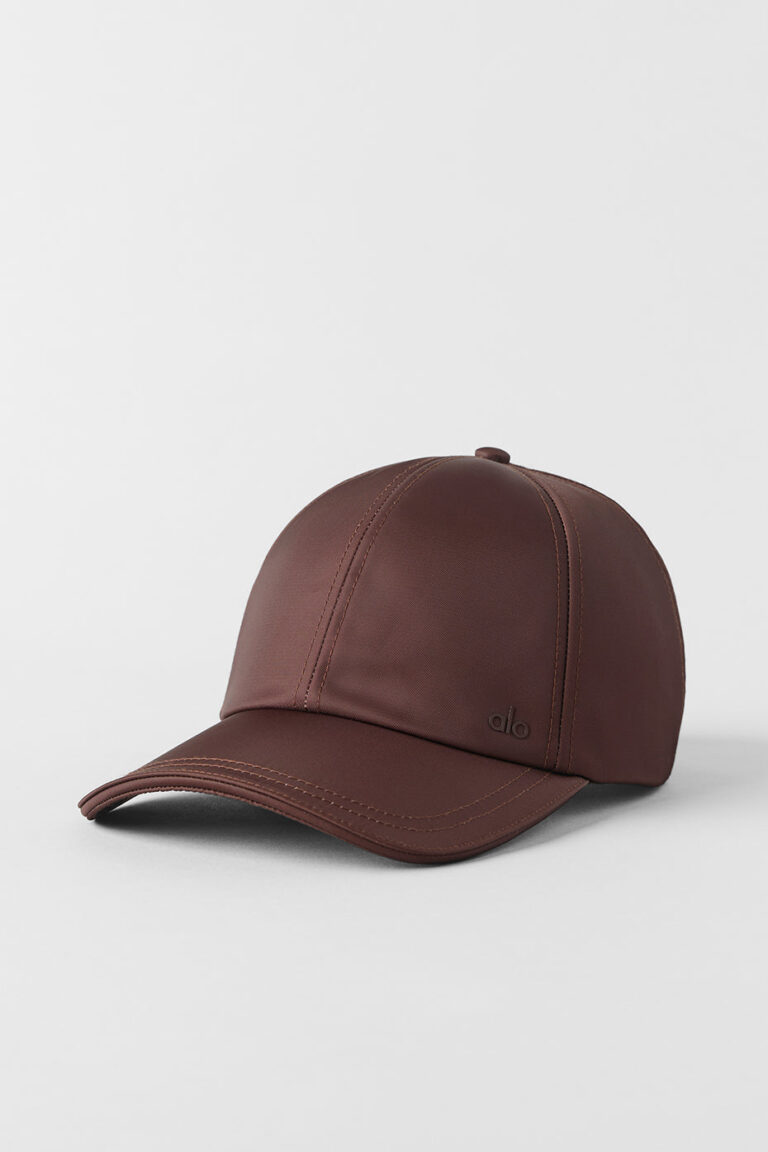 Кепка Alo Yoga Satin Off-Duty Cap «Brownstone» Унисекс