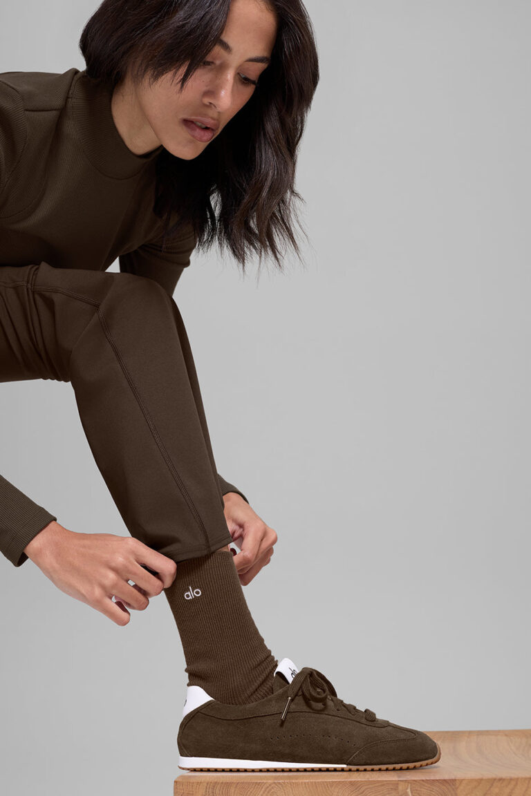 Носки Alo Yoga Unisex Half-Crew Understated Sock «Espresso» Унисекс
