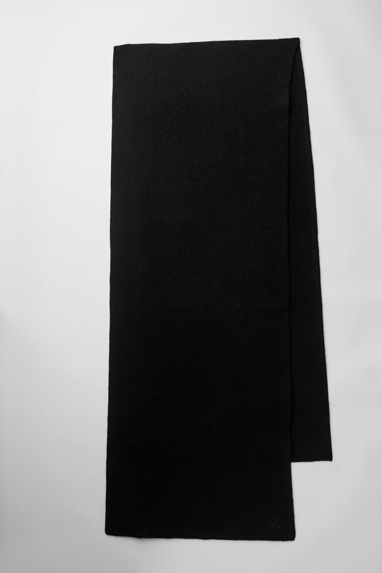 Шарф Alo Yoga Merino Wool Oversized Scarf «Black» Унисекс