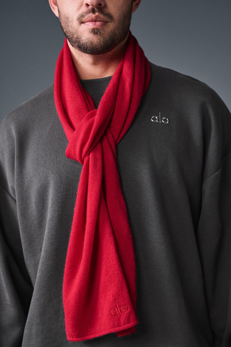 Шарф Alo Yoga Cashmere Light Frosted Scarf «Red Ribbon» Унисекс